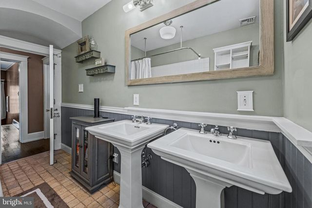 472 COUNTRY CLUB RD, York, PA 17403