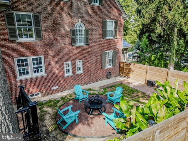 472 COUNTRY CLUB RD, York, PA 17403