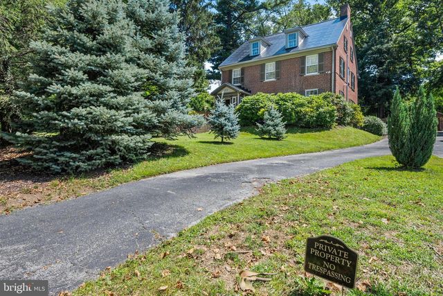 472 COUNTRY CLUB RD, York, PA 17403