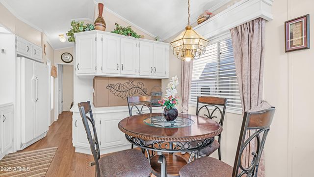 1065 QUARTZ Drive, Apache Junction, AZ 85119