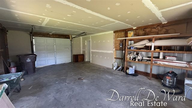 8425 N Holland Road, Six Lakes, MI 48886