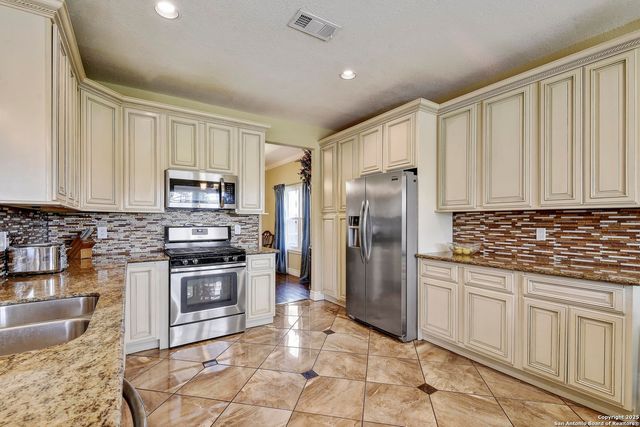 12838 Vidorra Circle Dr, San Antonio, TX 78216