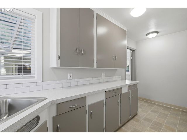 2915 KAUFFMAN Ave, Vancouver, WA 98660