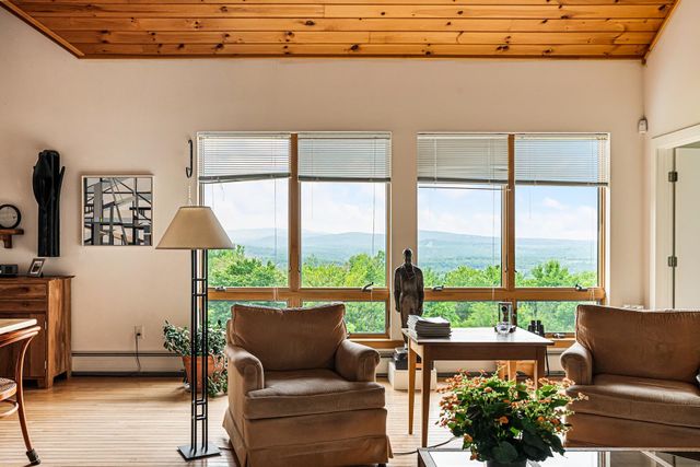 288 Kearsarge Mountain Road, Wilmot, NH 03287