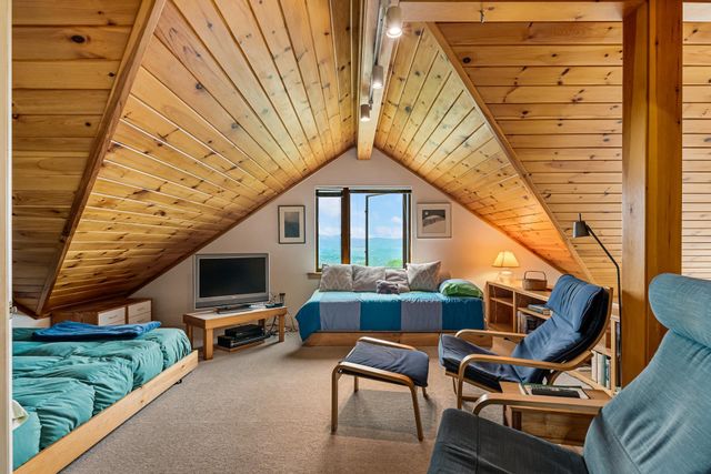 288 Kearsarge Mountain Road, Wilmot, NH 03287