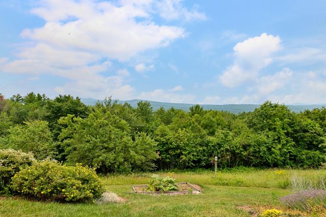 288 Kearsarge Mountain Road, Wilmot, NH 03287