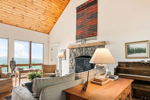 288 Kearsarge Mountain Road, Wilmot, NH 03287