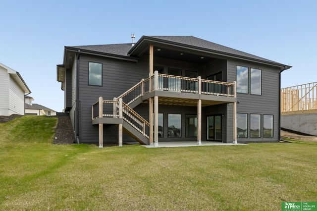 5502 N 213th Street, Elkhorn, NE 68022