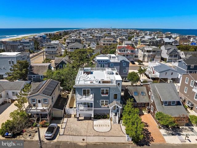 120 E 30TH ST, Ship Bottom, NJ 08008