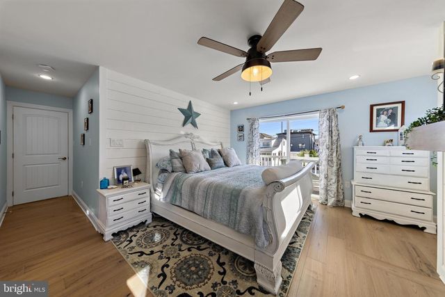 120 E 30TH ST, Ship Bottom, NJ 08008