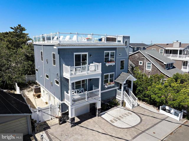 120 E 30TH ST, Ship Bottom, NJ 08008