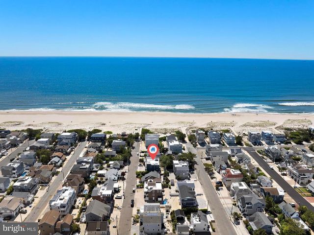 120 E 30TH ST, Ship Bottom, NJ 08008