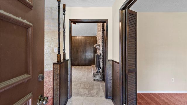 10507 Huntington Way Drive, Houston, TX 77099