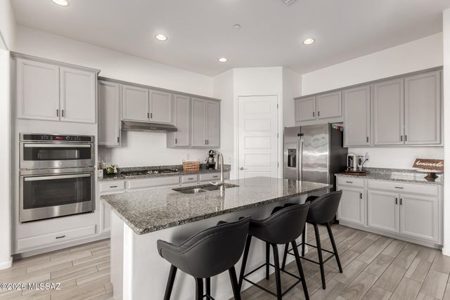 7737 S Indian Wheat Way, Tucson, AZ 85747