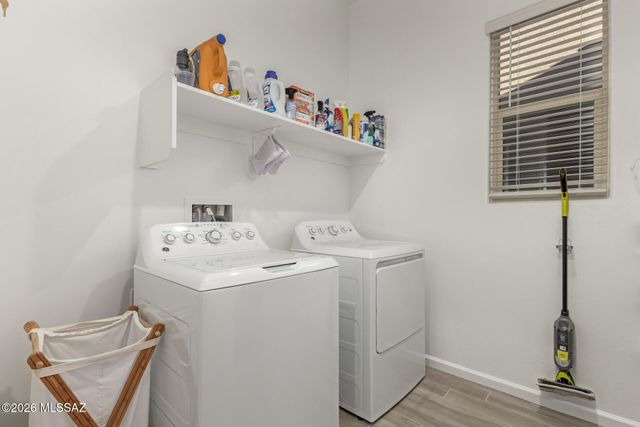 7737 S Indian Wheat Way, Tucson, AZ 85747