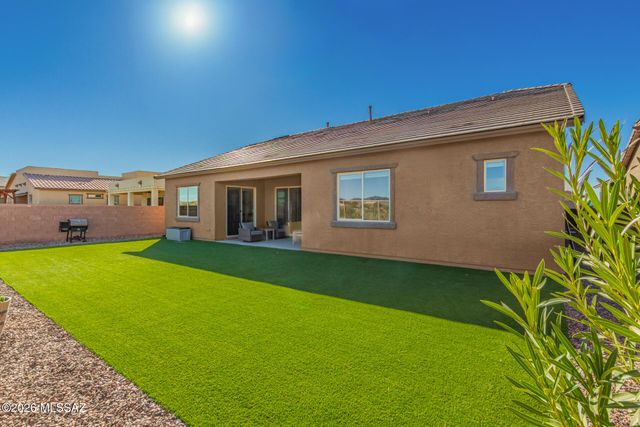 7737 S Indian Wheat Way, Tucson, AZ 85747