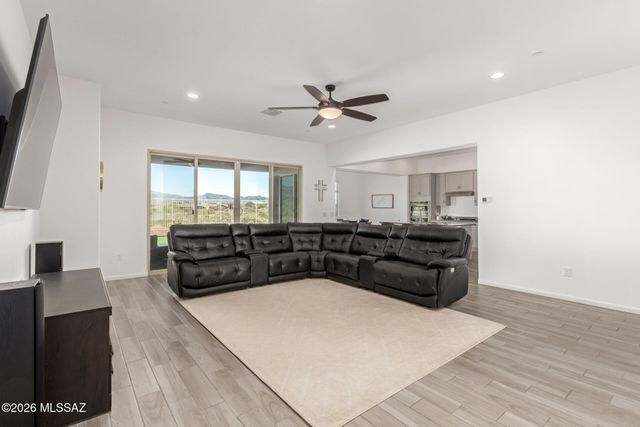 7737 S Indian Wheat Way, Tucson, AZ 85747