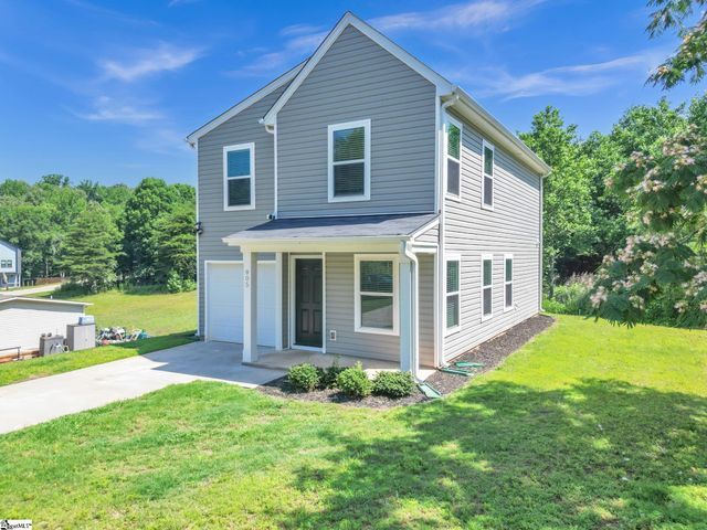 905 Helm Court, Greenville, SC 29617