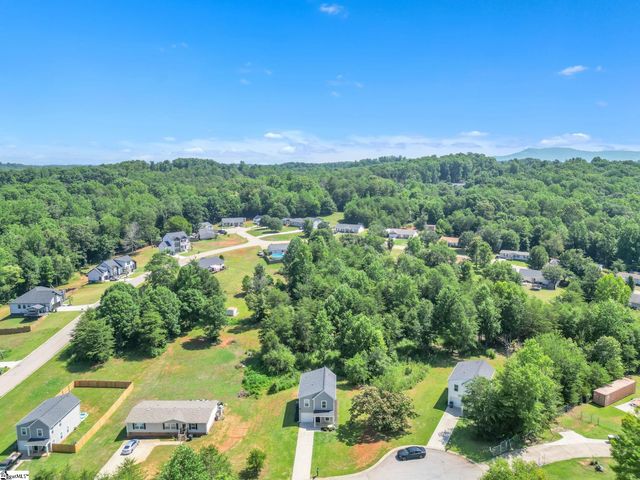 905 Helm Court, Greenville, SC 29617
