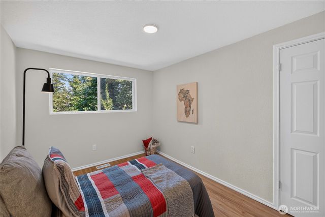 26562 221st Place SE, Maple Valley, WA 98038