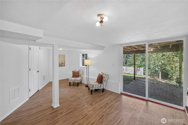 26562 221st Place SE, Maple Valley, WA 98038