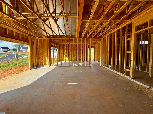313 Ever Silvers Lane, Taylors, SC 29687