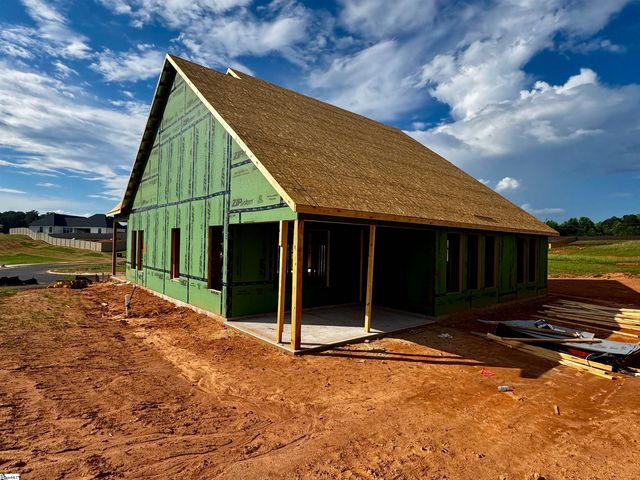 313 Ever Silvers Lane, Taylors, SC 29687