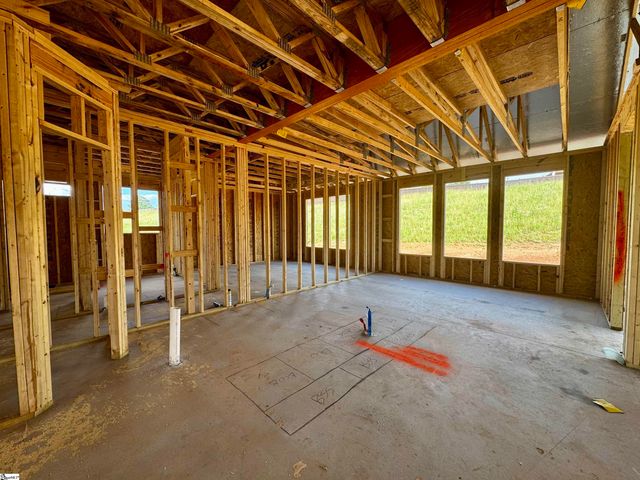 313 Ever Silvers Lane, Taylors, SC 29687