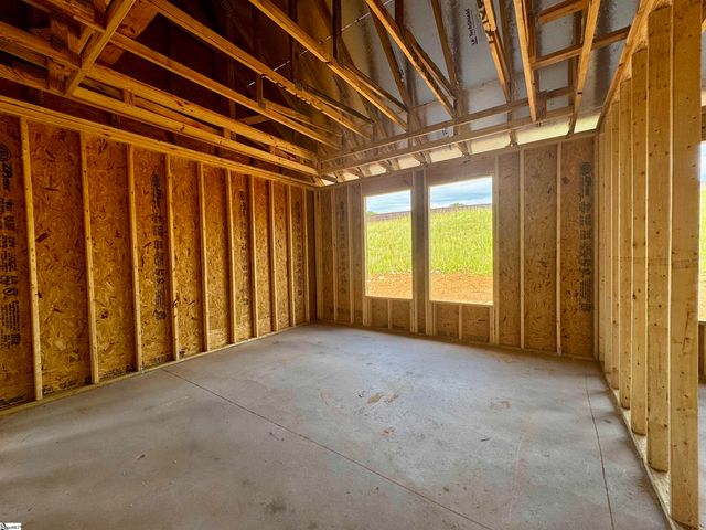 313 Ever Silvers Lane, Taylors, SC 29687
