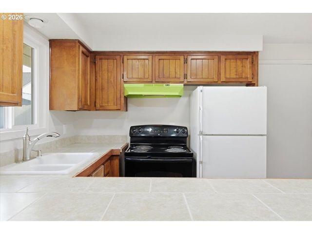 545 BALDWIN Ave Ne, Salem, OR 97301