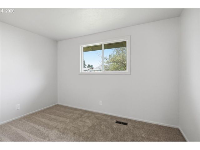 545 BALDWIN Ave Ne, Salem, OR 97301