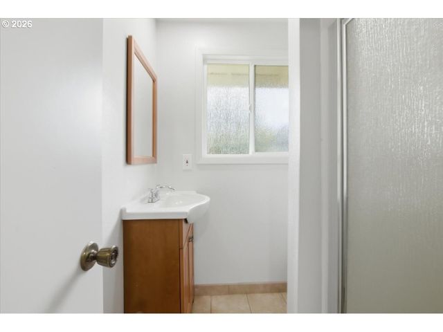 545 BALDWIN Ave Ne, Salem, OR 97301