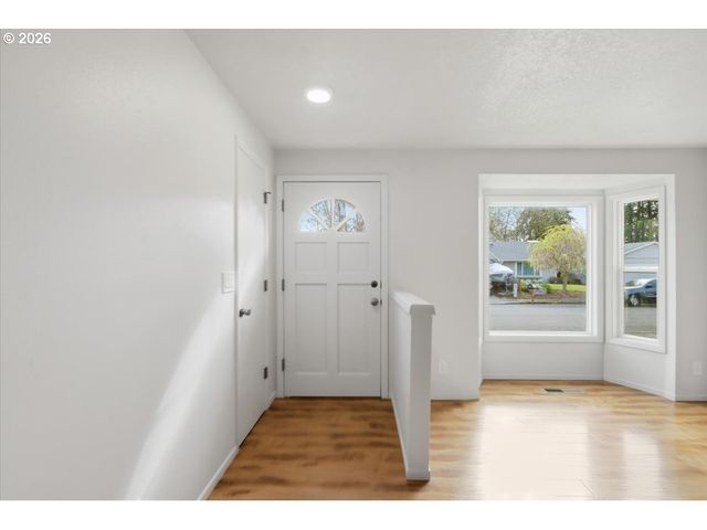 545 BALDWIN Ave Ne, Salem, OR 97301