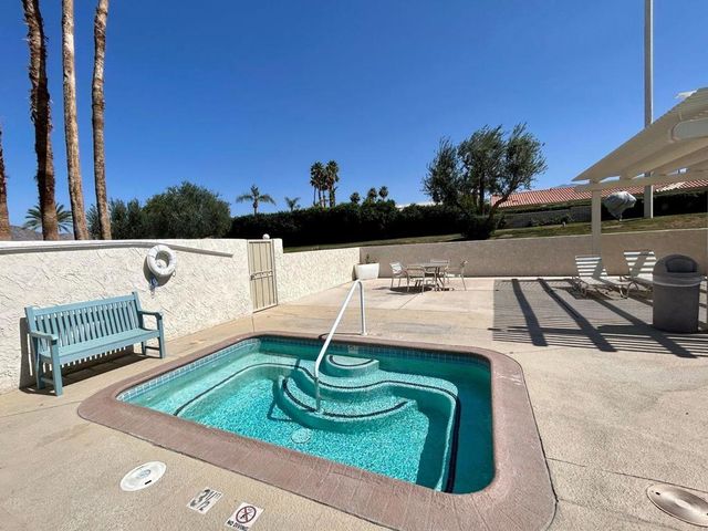 73062 Helen Moody Lane, Palm Desert, CA 92260