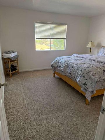 73062 Helen Moody Lane, Palm Desert, CA 92260