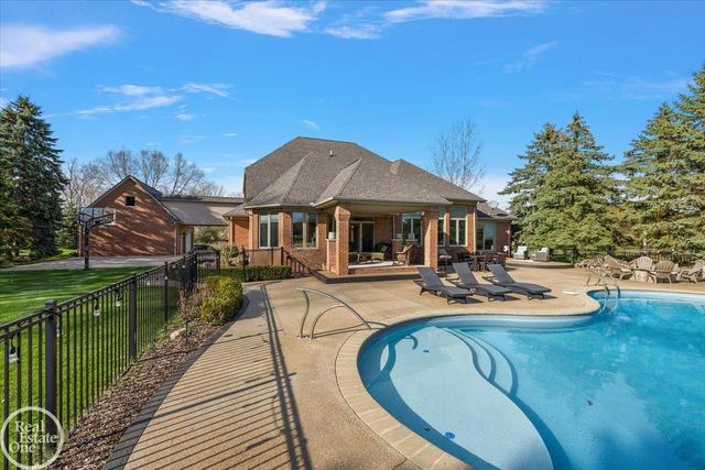 11484 Bayberry Drive, Bruce Twp, MI 48065