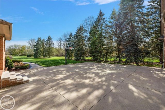 11484 Bayberry Drive, Bruce Twp, MI 48065