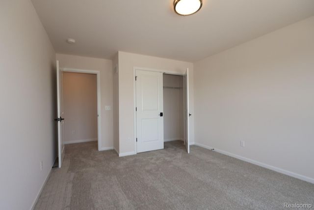 61717 Hevel Lane, Washington Township, MI 48094