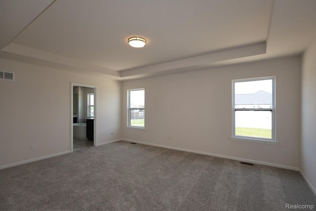 61717 Hevel Lane, Washington Township, MI 48094
