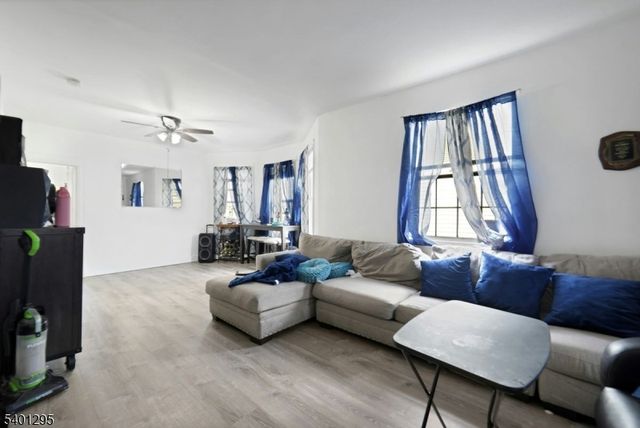 42 Lakeshore Dr 2, Prospect Park Boro, NJ 07508