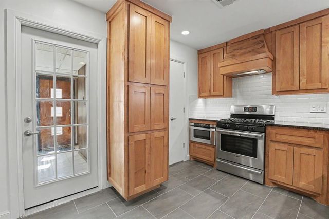 2421 NW 59th Street, Oklahoma City, OK 73112
