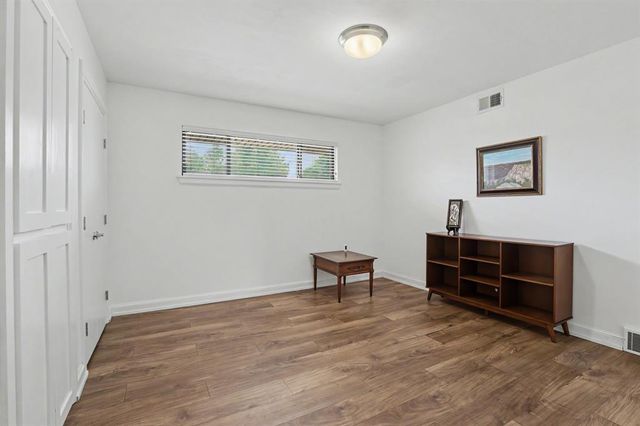 2421 NW 59th Street, Oklahoma City, OK 73112