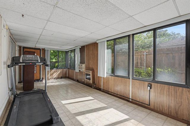 2421 NW 59th Street, Oklahoma City, OK 73112