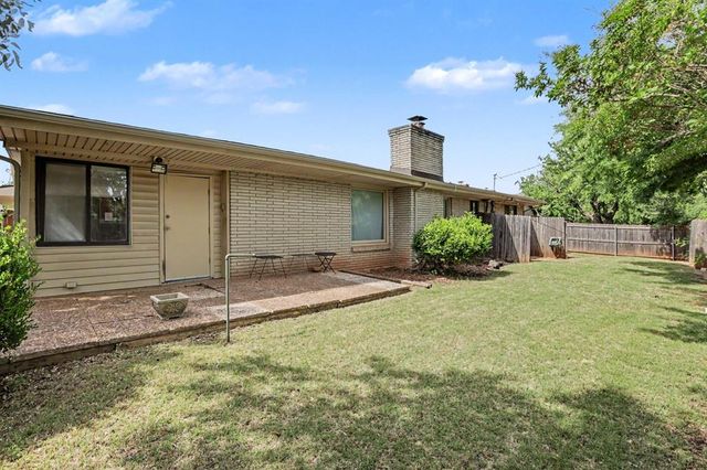 2421 NW 59th Street, Oklahoma City, OK 73112