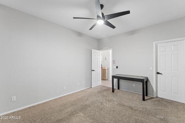 2242 W HAWKEN Way, Chandler, AZ 85286