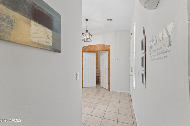 2242 W HAWKEN Way, Chandler, AZ 85286