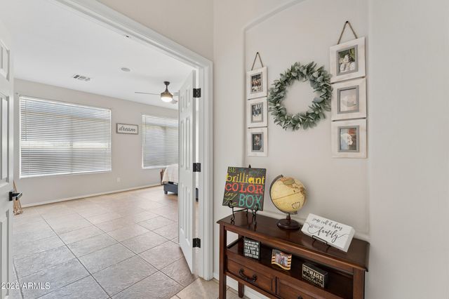2242 W HAWKEN Way, Chandler, AZ 85286