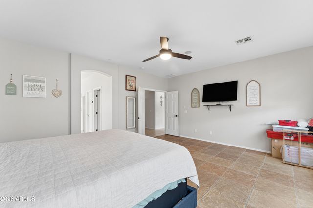 2242 W HAWKEN Way, Chandler, AZ 85286