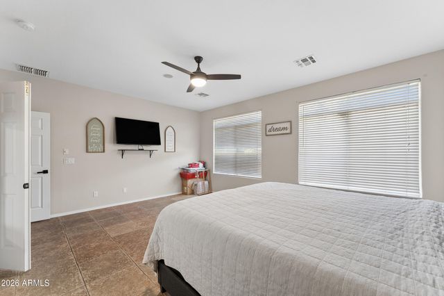 2242 W HAWKEN Way, Chandler, AZ 85286