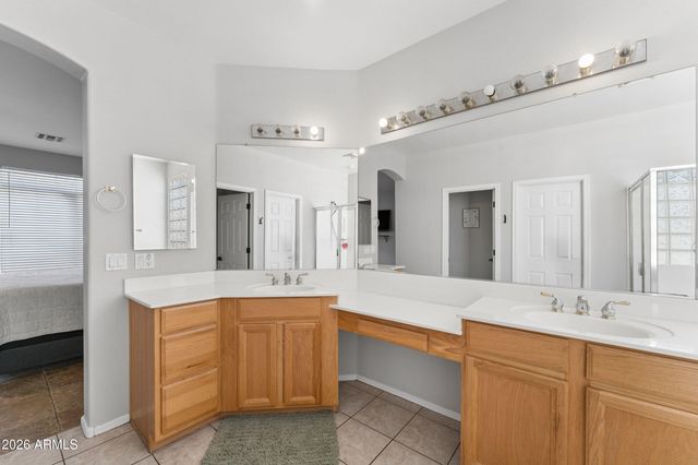2242 W HAWKEN Way, Chandler, AZ 85286